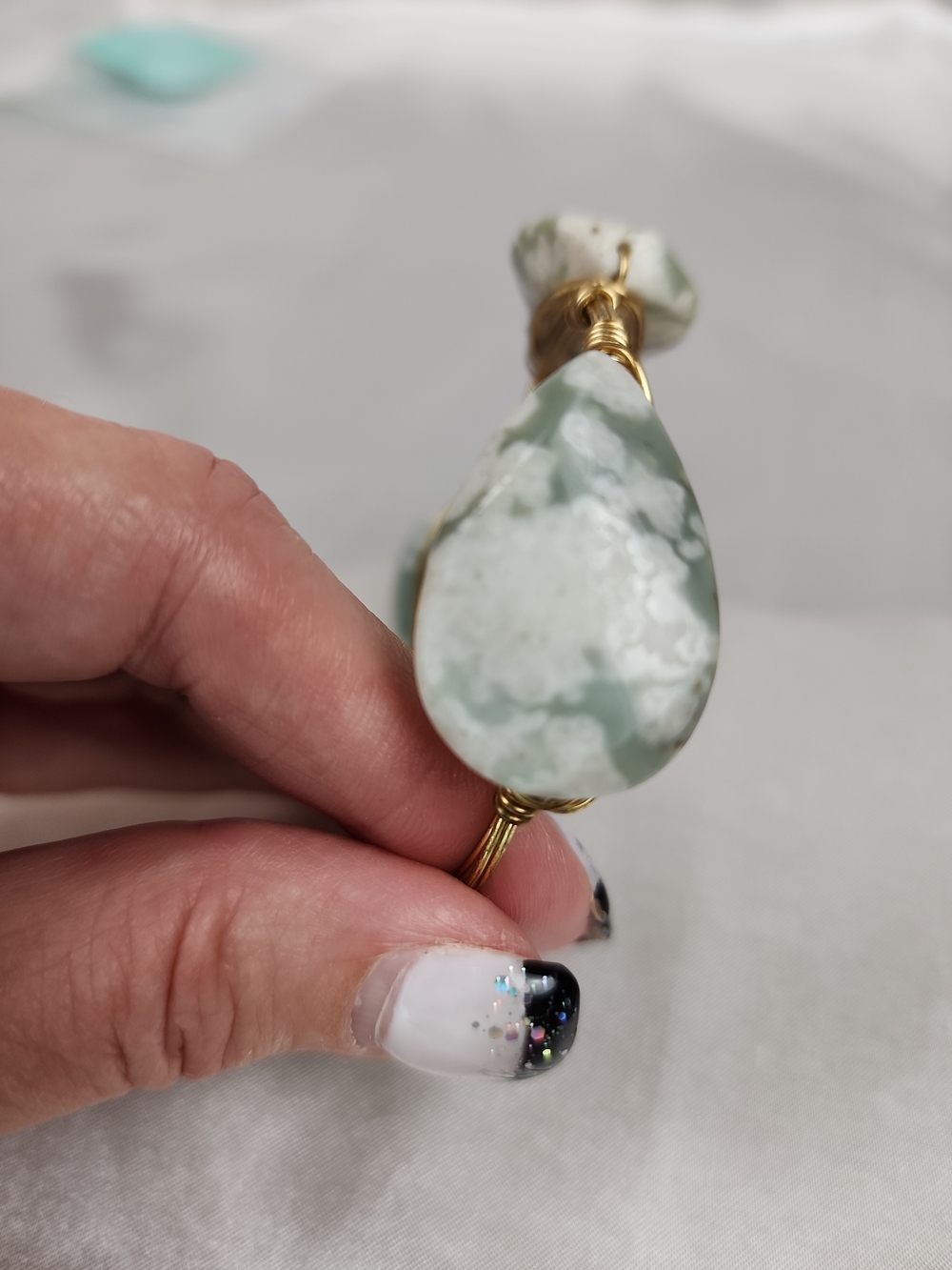 Green and White Stone Wire-Wrapped Bangle Bracelet - Women Jewelry - Picture 4 of 5